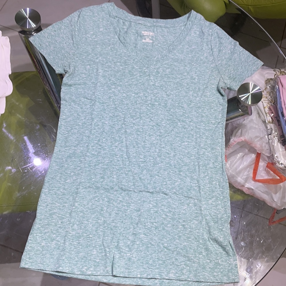 Modismo- Old green tee